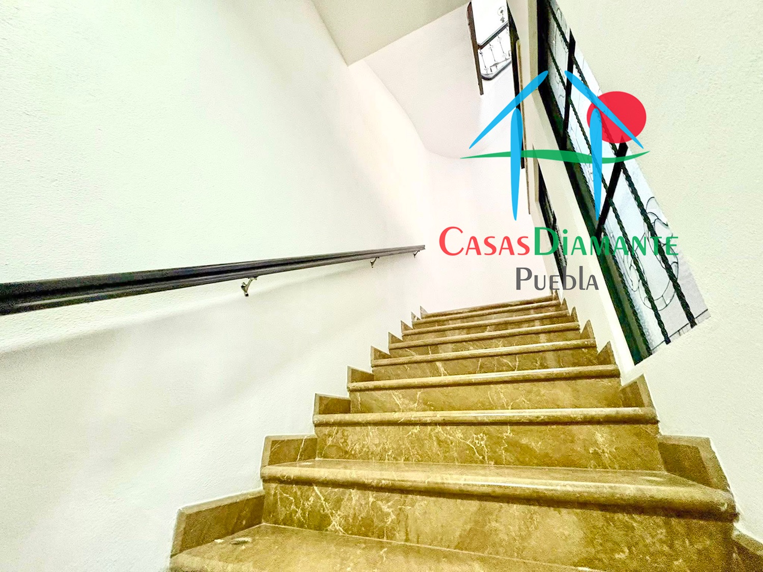 Las Ánimas Casa y Corporativo 360 - Acceso casa 1